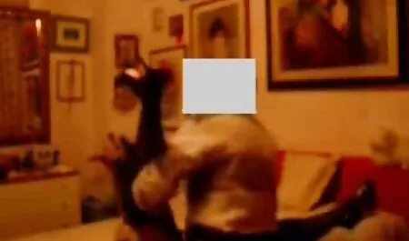 Cô gái nhỏ, chó sex nhật 2019 cái, bao gồm mặt xinh đẹp của cô