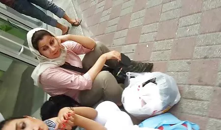 Xinh đẹp, cô gái quyến rũ quần trang web sex nhat ban bó, bó