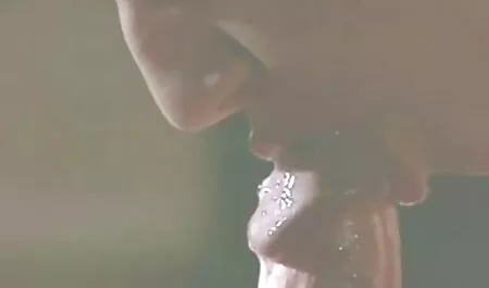Môi của một nữ sex len lut nhat ban rat