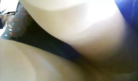 Tôi ngực cô và cô hút những người đàn ông của jav nhật bản Gia.